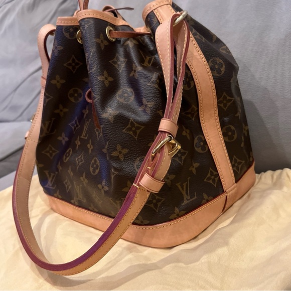 Authentic Louis Vuitton Petit Noe - Picture 2 of 16